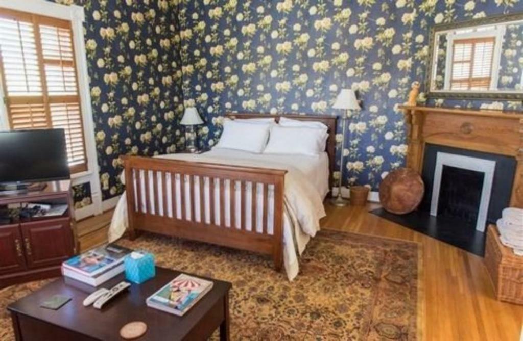 Charles Bass House Bed & Breakfast South Boston Exteriér fotografie